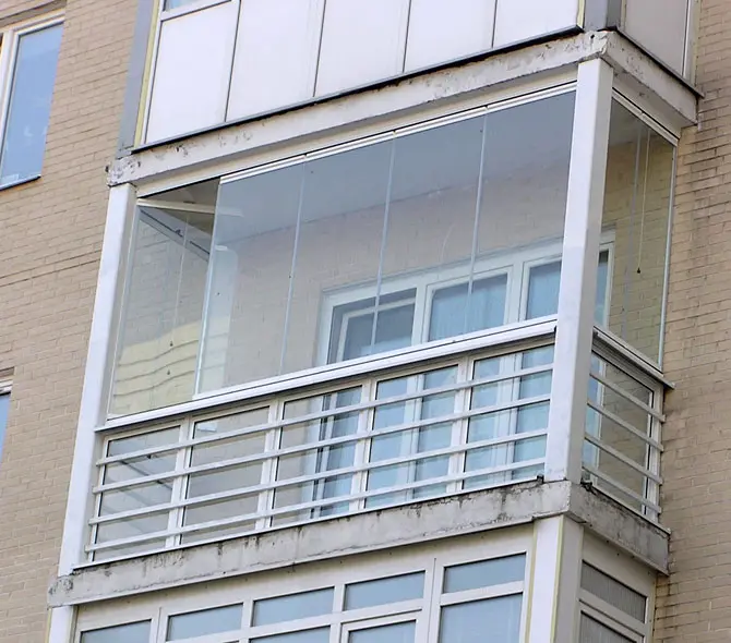 Stakusit Metropol — параллельно-сдвижная система